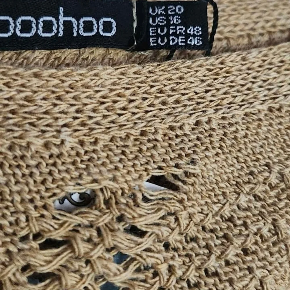 Boohoo Plus Textured Tan Sweater - Picture 9 of 16